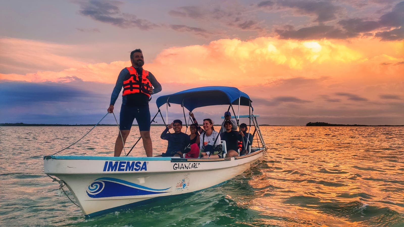 Sian Ka’an Sunset Boat Experience Boca Paila Lagoon & Evening Picnic (Private)
